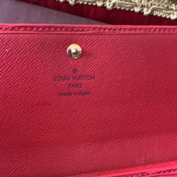 Authentic Louis Vuitton red epi wallet - Picture 8 of 16